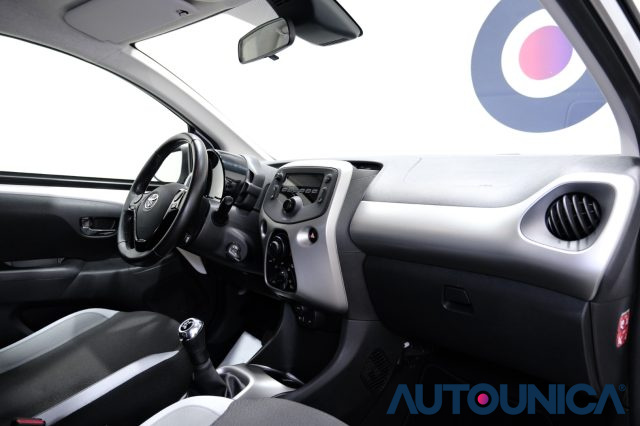 TOYOTA Aygo usata 43