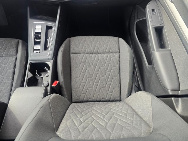 VOLKSWAGEN Golf usata, con Sensore di luce