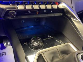 PEUGEOT 3008 usata, con Vetri oscurati