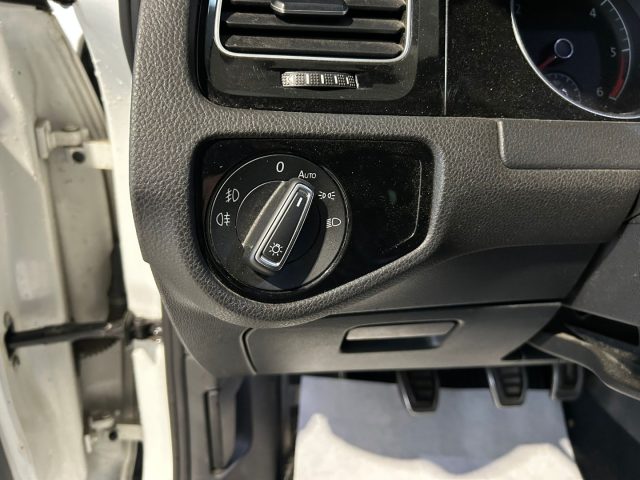 VOLKSWAGEN Golf usata, con Controllo automatico clima