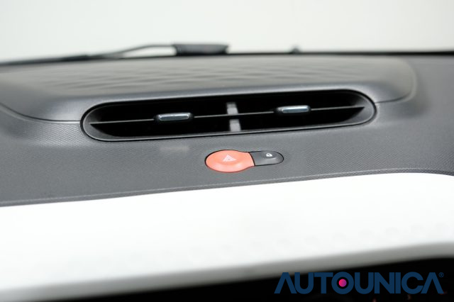 RENAULT Twingo usata 26