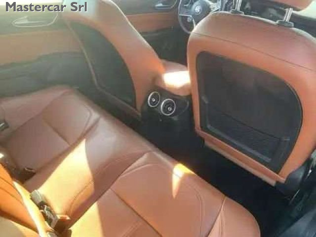 ALFA ROMEO Giulia usata, con Interni in pelle