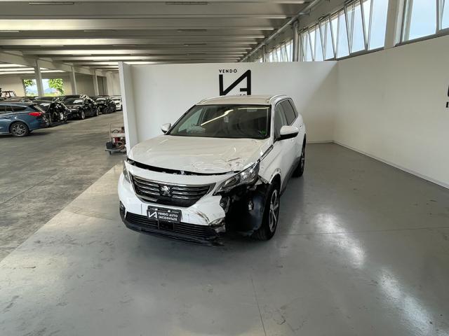 PEUGEOT 5008 usata, con Airbag laterali