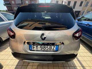 RENAULT Captur usata, con Autoradio