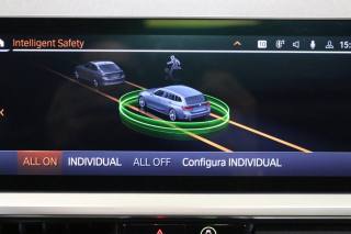BMW 330 usata, con Fari LED
