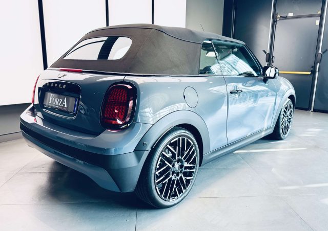 MINI Cooper C usata, con Autoradio