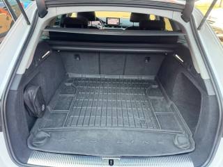 AUDI A4 usata, con Leve al volante