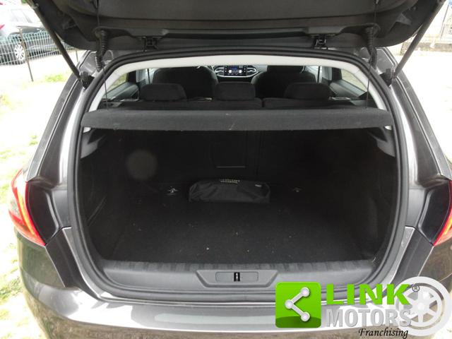 PEUGEOT 308 usata, con Interni in pelle