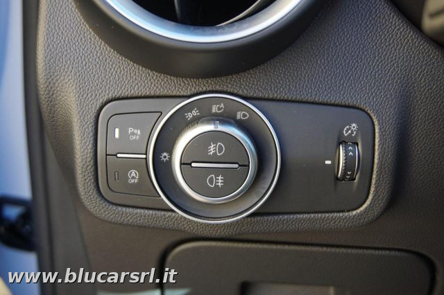 ALFA ROMEO Stelvio usata, con Sensori di parcheggio posteriori