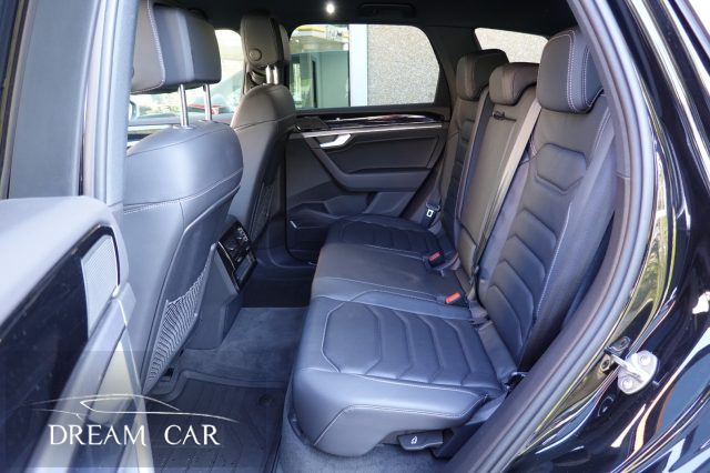 VOLKSWAGEN Touareg usata, con Climatizzatore