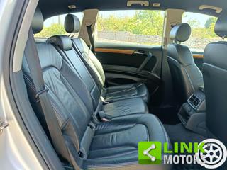 AUDI Q7 usata, con Park Distance Control
