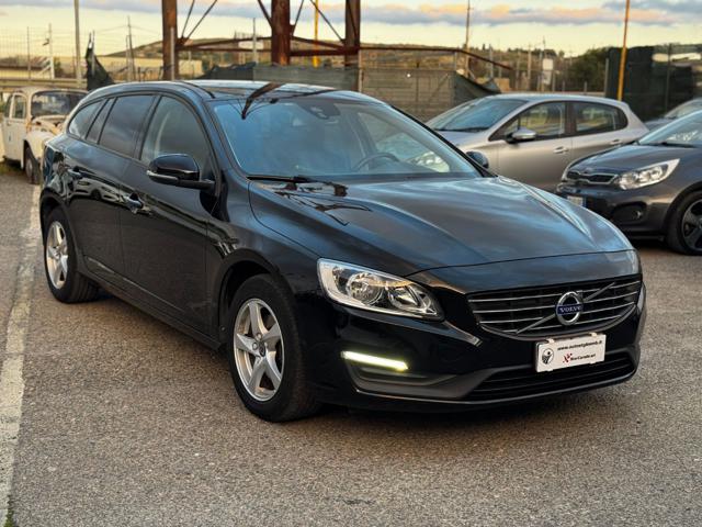 VOLVO V60 usata, con Alzacristalli elettrici