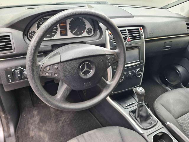 MERCEDES-BENZ B 180 usata, con Cerchi in lega