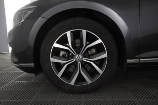 VOLKSWAGEN Passat usata 14