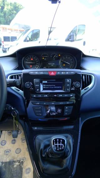 LANCIA Ypsilon usata, con Airbag testa