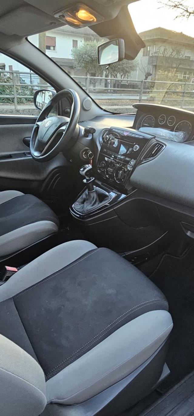 LANCIA Ypsilon usata 14