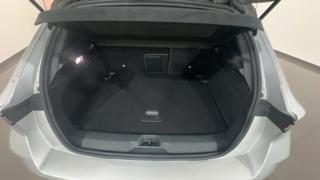 OPEL Astra usata, con Servosterzo