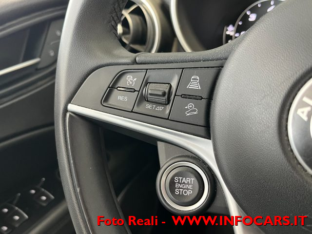 ALFA ROMEO Stelvio usata, con Controllo elettronico della corsia