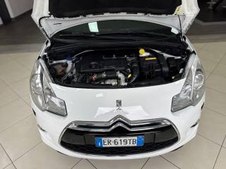 DS AUTOMOBILES DS 3 usata, con Sensori di parcheggio posteriori