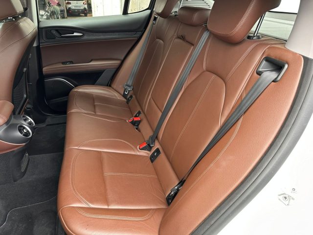 ALFA ROMEO Stelvio usata, con Cronologia tagliandi