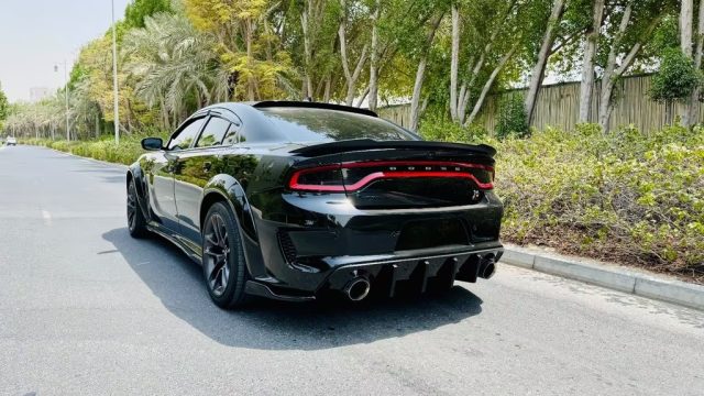 DODGE Charger usata, con Fari LED