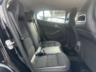 MERCEDES-BENZ GLA 180 usata 31