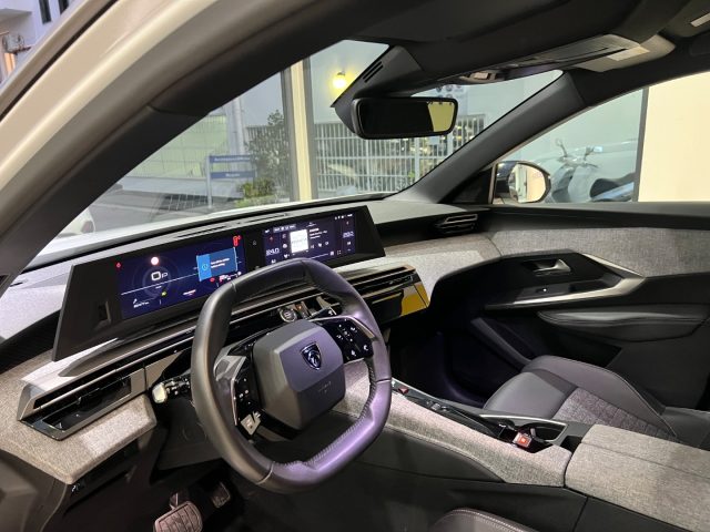 PEUGEOT 3008 usata, con Airbag testa