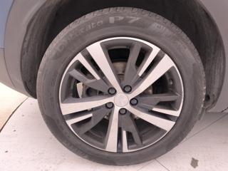 PEUGEOT 3008 usata, con Autoradio digitale