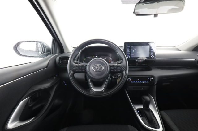 TOYOTA Yaris usata 10
