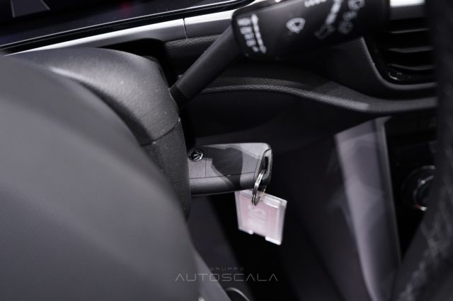 VOLKSWAGEN T-Roc usata, con Specchietti laterali elettrici