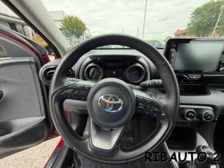 TOYOTA Yaris usata, con Touch screen