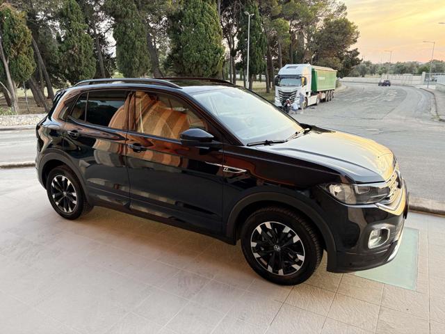 VOLKSWAGEN T-Cross usata, con Airbag laterali