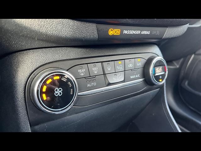 FORD Fiesta usata, con Park Distance Control