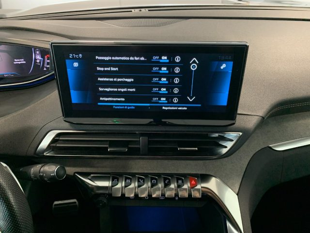 PEUGEOT 3008 usata, con Park Distance Control
