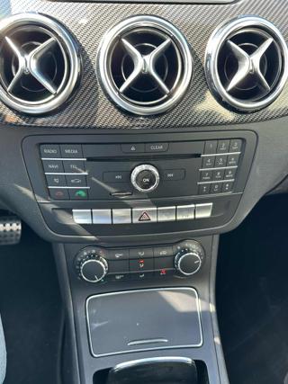 MERCEDES-BENZ B 200 usata, con Volante in pelle