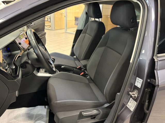 VOLKSWAGEN Taigo usata, con Luci diurne LED