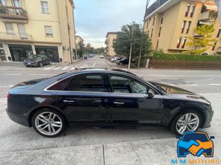 AUDI A8 usata, con Alzacristalli elettrici