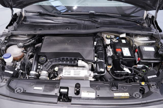PEUGEOT 208 usata, con Apple CarPlay