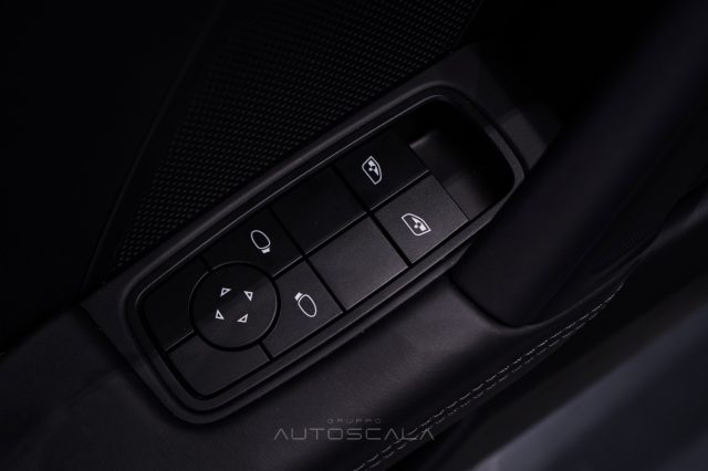 PORSCHE 992 usata, con Climatizzatore