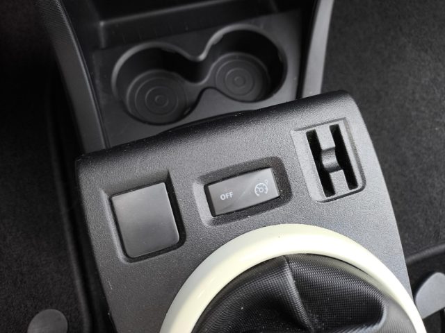 RENAULT Twingo usata 12
