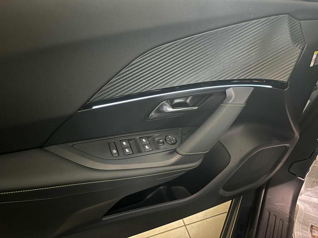 PEUGEOT 2008 usata, con Climatizzatore