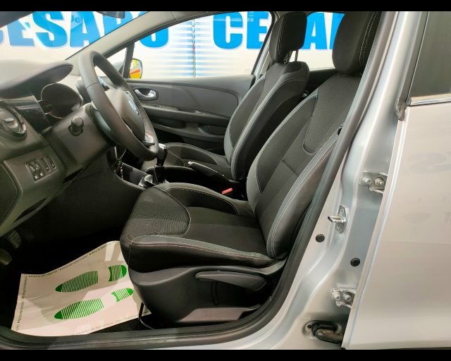 RENAULT Clio usata 19