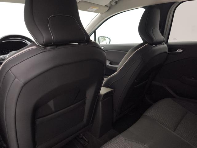 RENAULT Clio usata, con USB