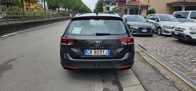VOLKSWAGEN Passat Variant usata, con Airbag Passeggero