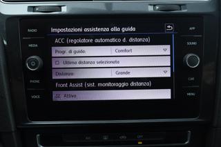 VOLKSWAGEN Golf usata, con Freno di stazionamento elettrico