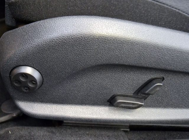 MERCEDES-BENZ E 220 usata, con Airbag Passeggero