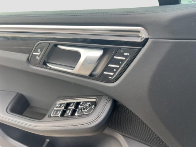 PORSCHE Macan usata 15