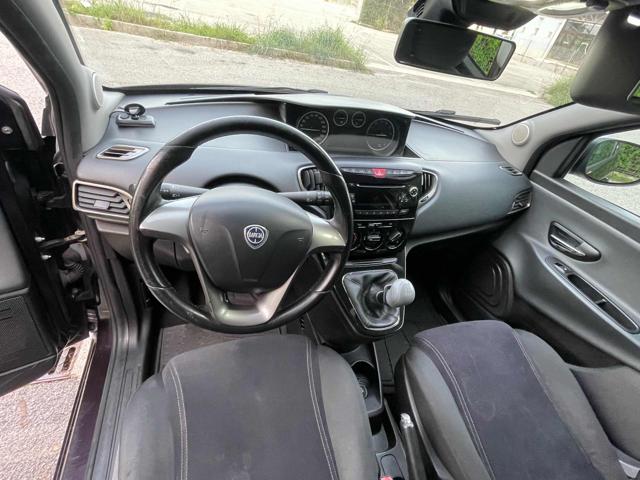 LANCIA Ypsilon usata, con Sedile posteriore sdoppiato