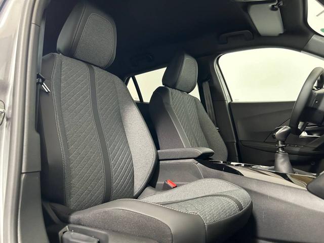 PEUGEOT 2008 usata, con Controllo automatico clima