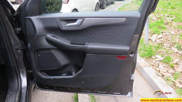FORD Kuga usata, con Fendinebbia